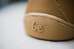 Pantof Elegant Barefoot Be Lenka, Cityscape, Salted Caramel Brown